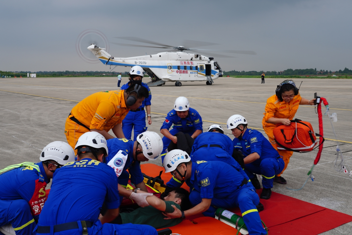 2023年8月14日-16日航空医学要害手艺树模应用汤向伟摄（果真） (1)